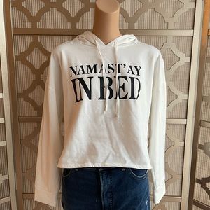 Charlotte Russe! Cropped Graphic Hoodie! Never Worn! Medium!